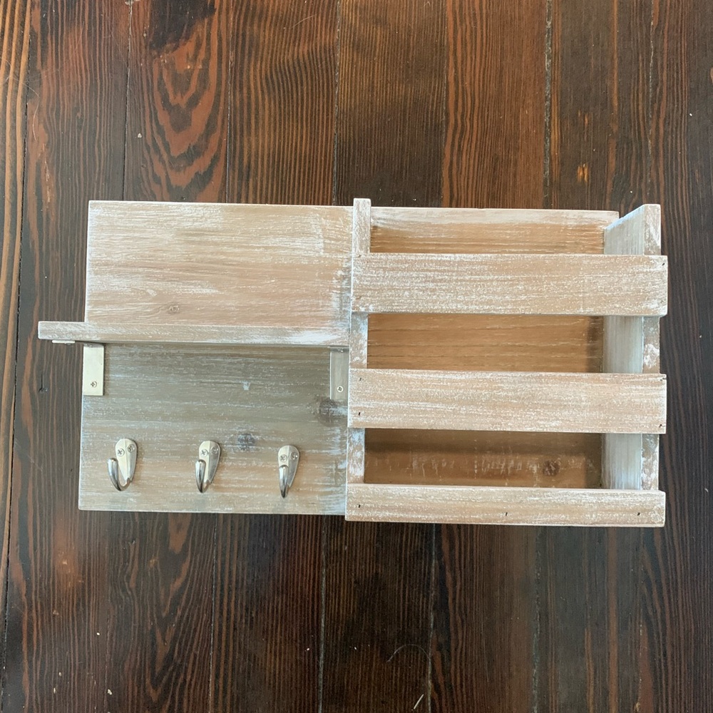 COPY - Mail & Key holder